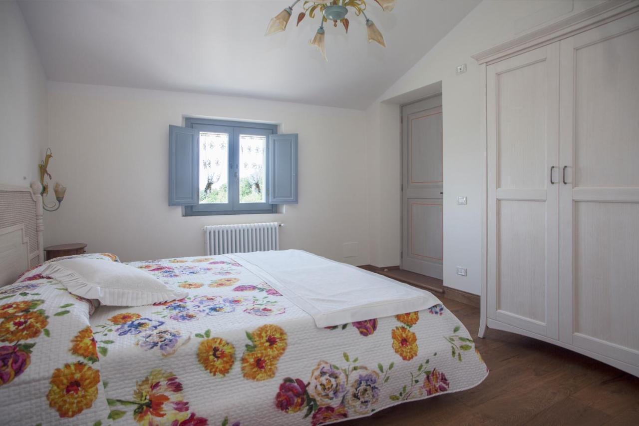 Podere La Contessa B&B Прато Экстерьер фото